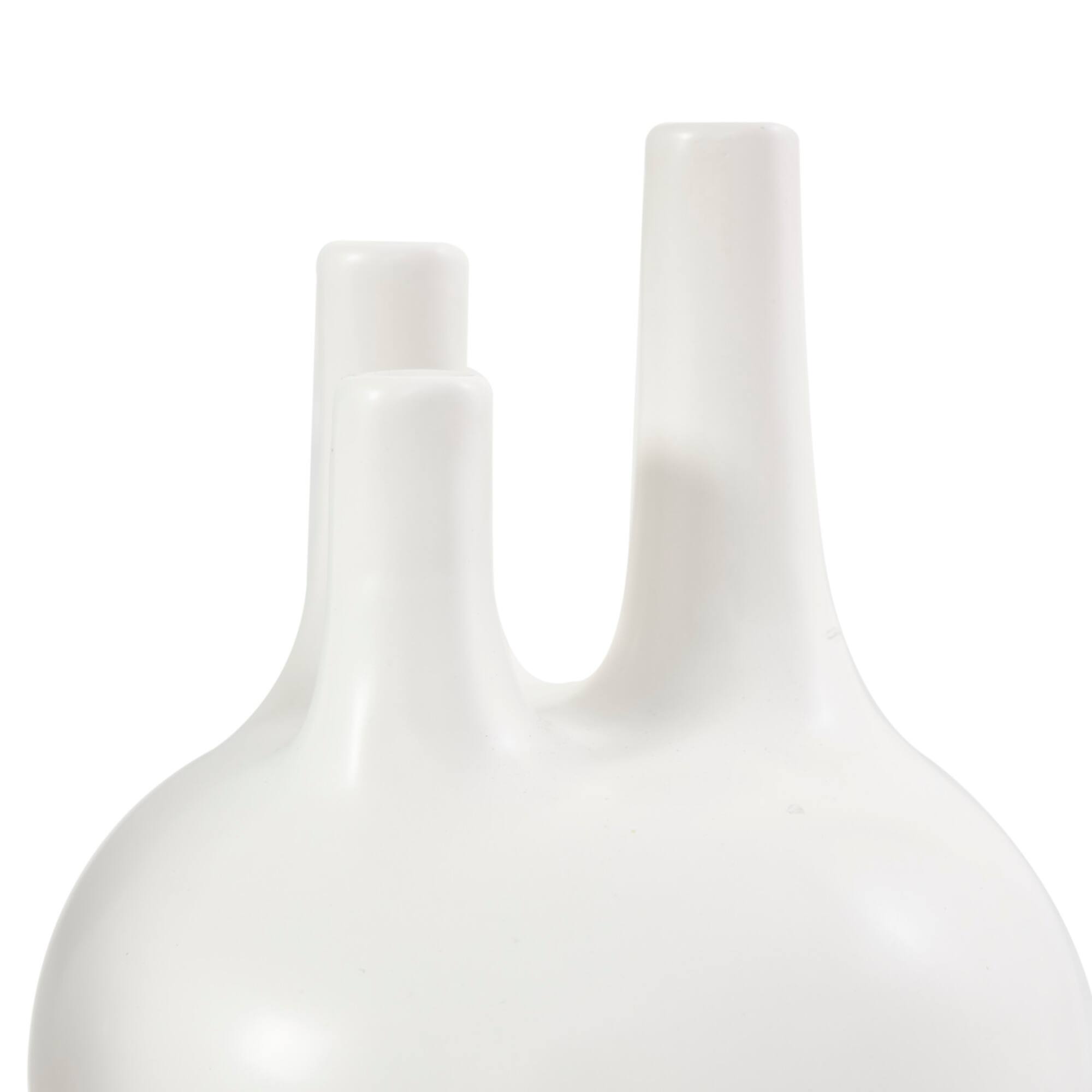CosmoLiving by Cosmopolitan White Ceramic Round Bud Vase Set with Multiple Openings